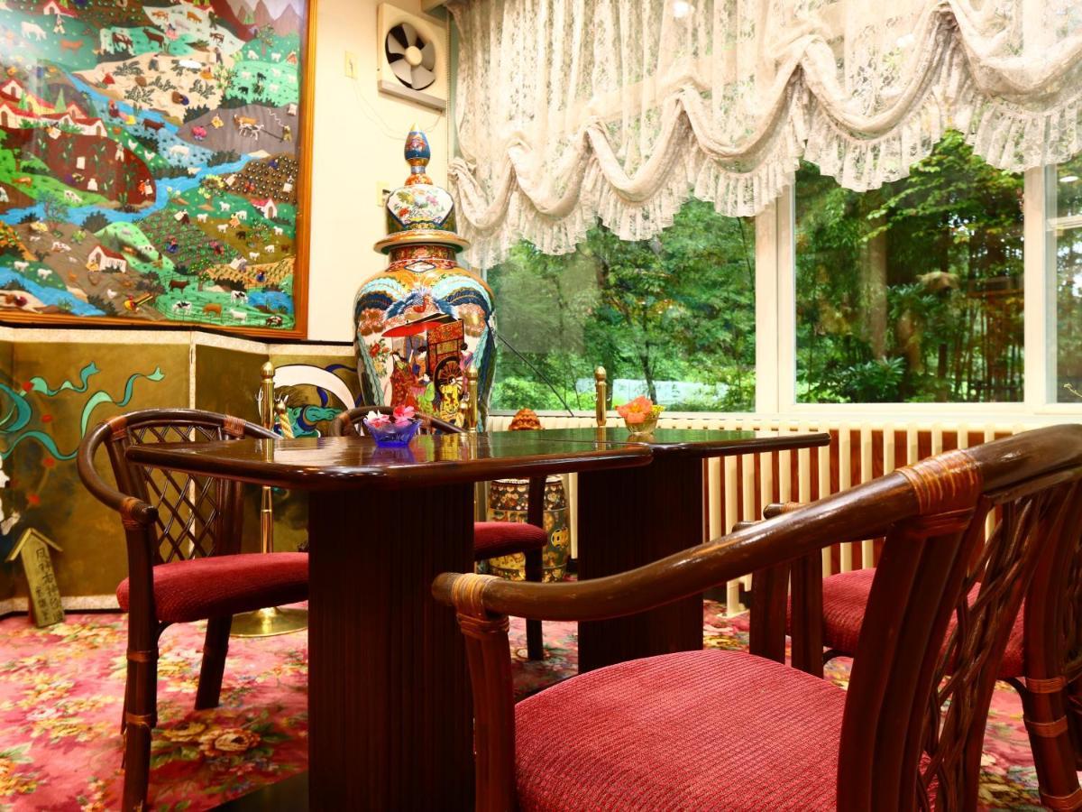 Hotel Sunny Valley Отари Экстерьер фото
